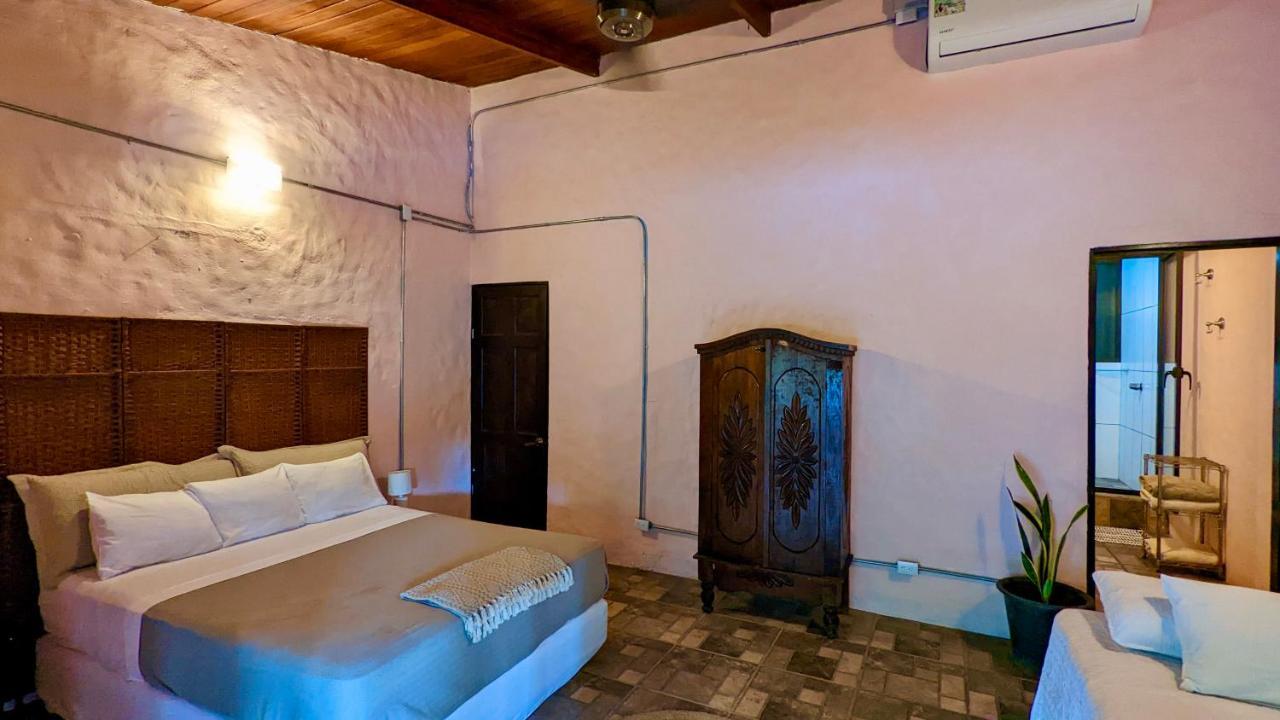 Kikazaru Beautiful Boutique Hotel With Pool (Adults Only) Мануель-Антоніо Екстер'єр фото