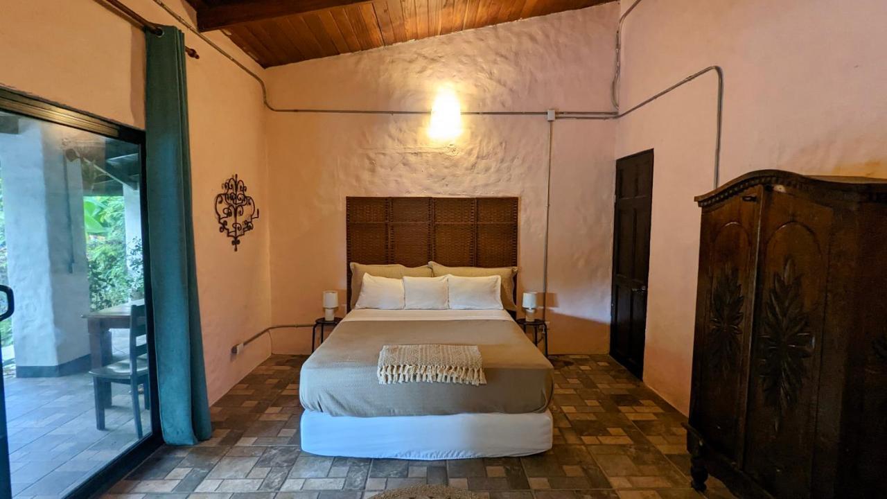 Kikazaru Beautiful Boutique Hotel With Pool (Adults Only) Мануель-Антоніо Екстер'єр фото